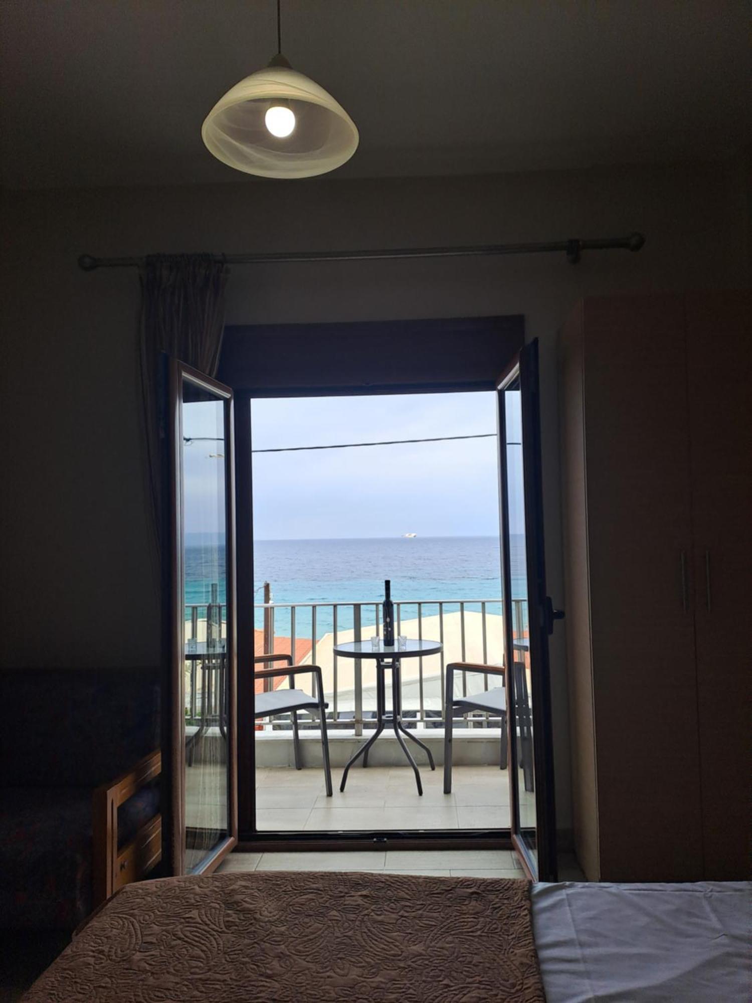 Diolkos Apartement ネア・ローダ エクステリア 写真